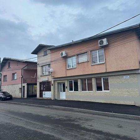 Хотел Елит Костинброд Екстериор снимка